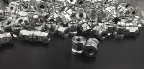 Maxwell capacitor couplers